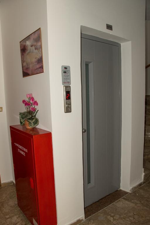Matrona Apartments Poros Town Стая снимка