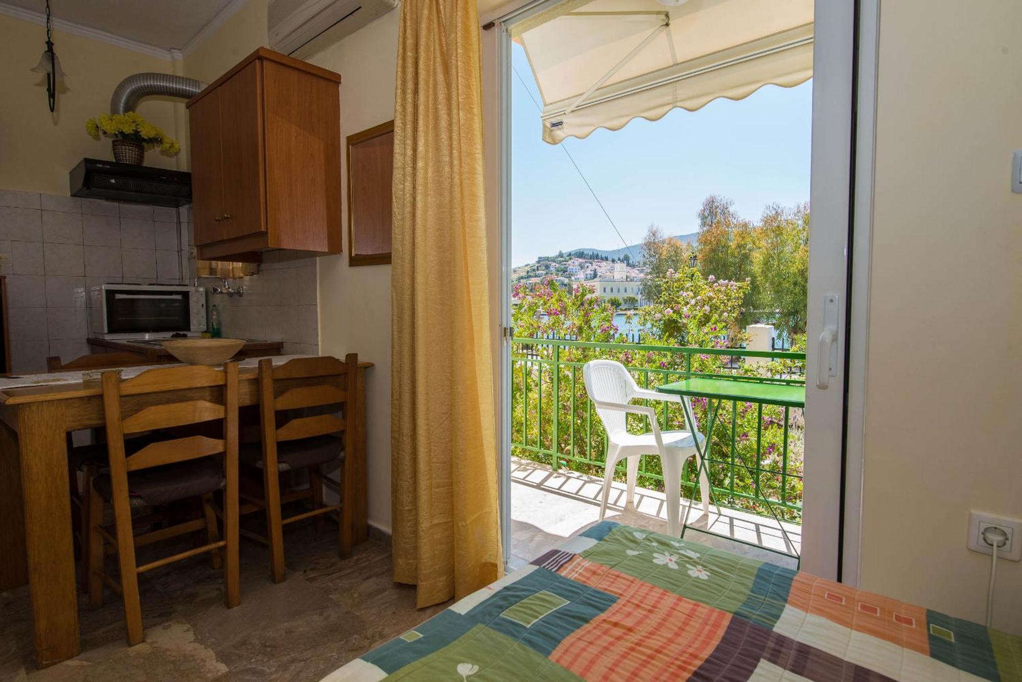 Matrona Apartments Poros Town Екстериор снимка